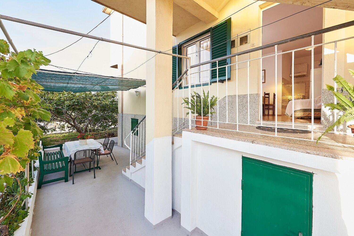 Apartment Ivanka Trogir Exterior photo